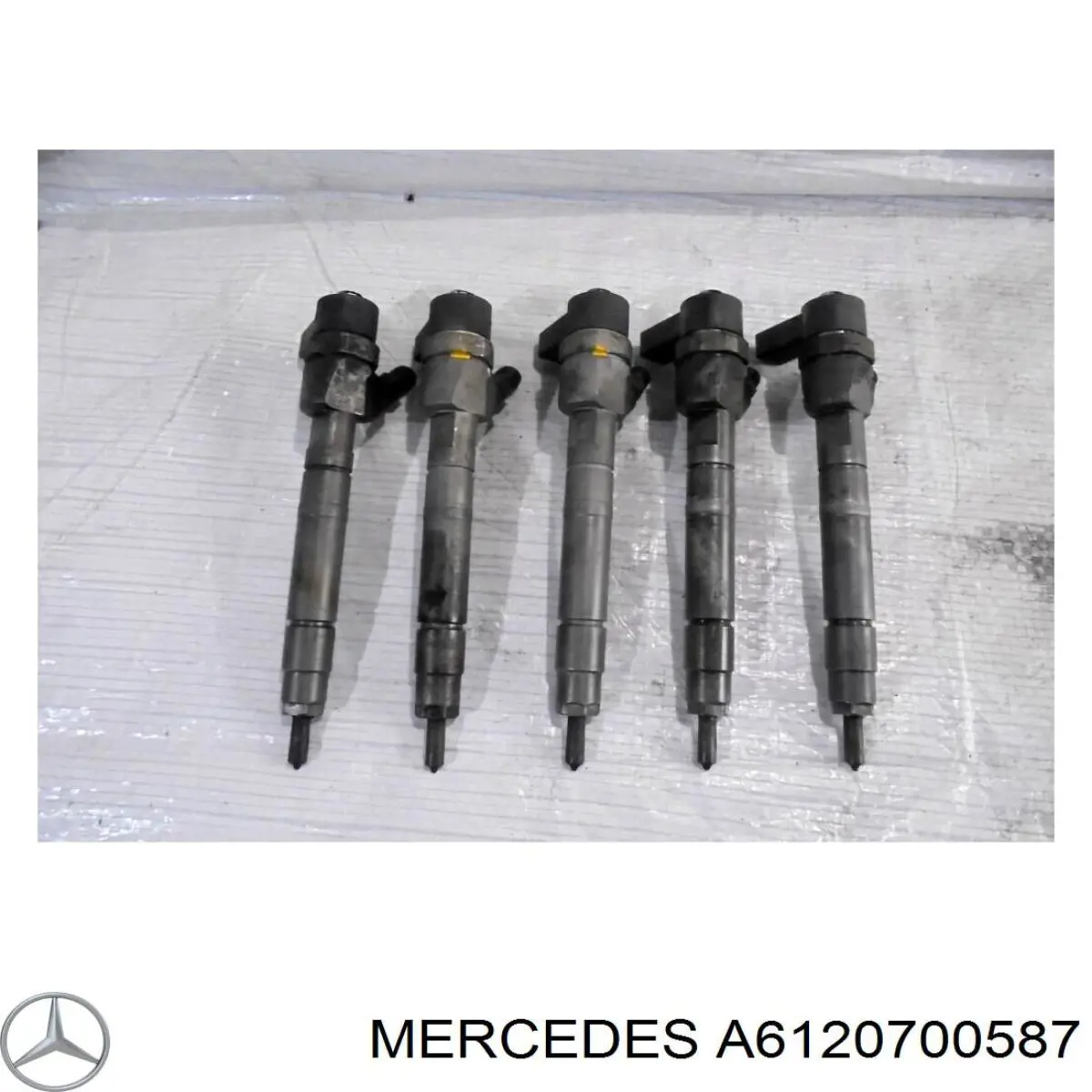 A6120700587 Mercedes Inyector de combustible