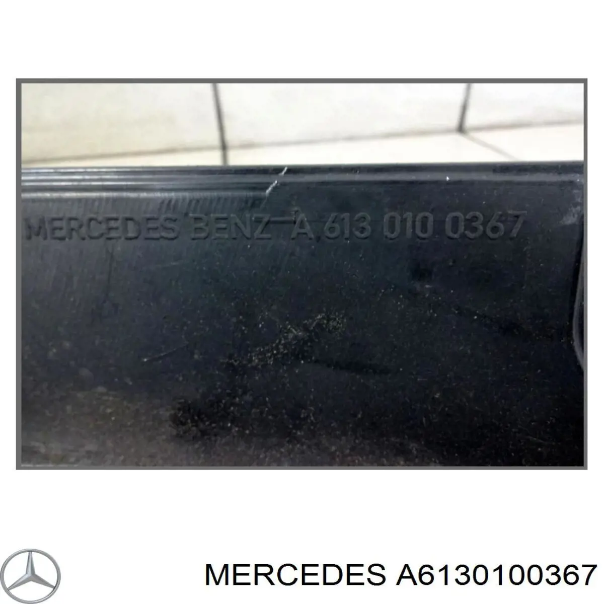 6130100367 Mercedes cubierta de motor decorativa