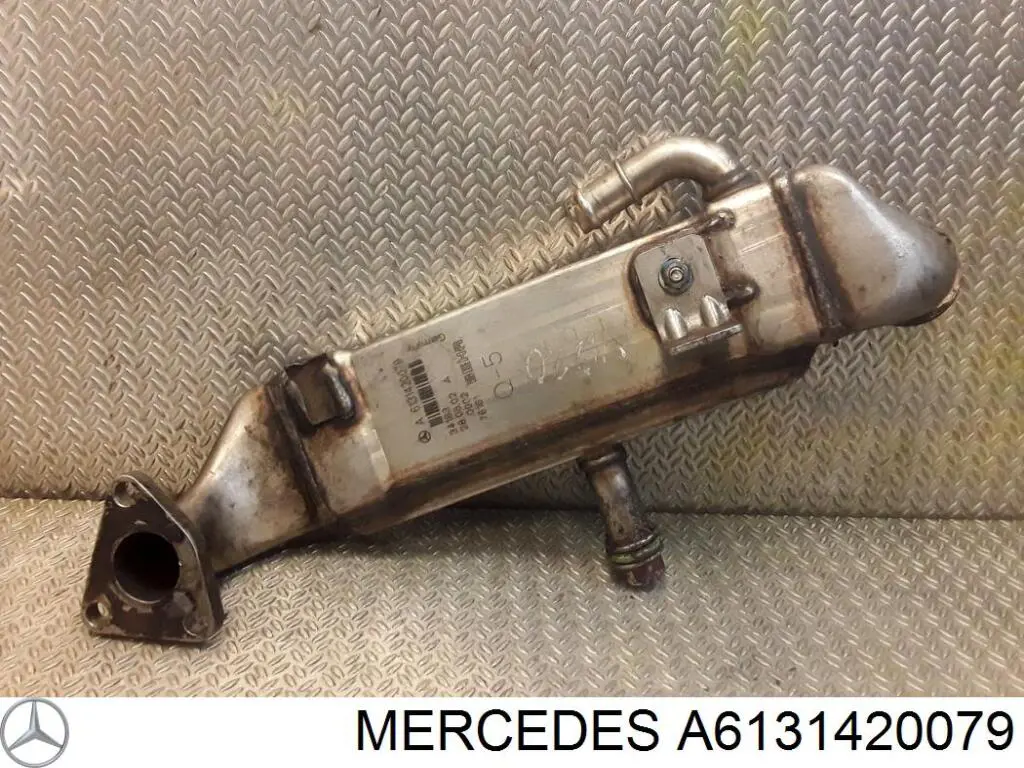 Enfriador de recirculación de gases de escape EGR Mercedes A6131420079 precio, desde 267,17 EUR