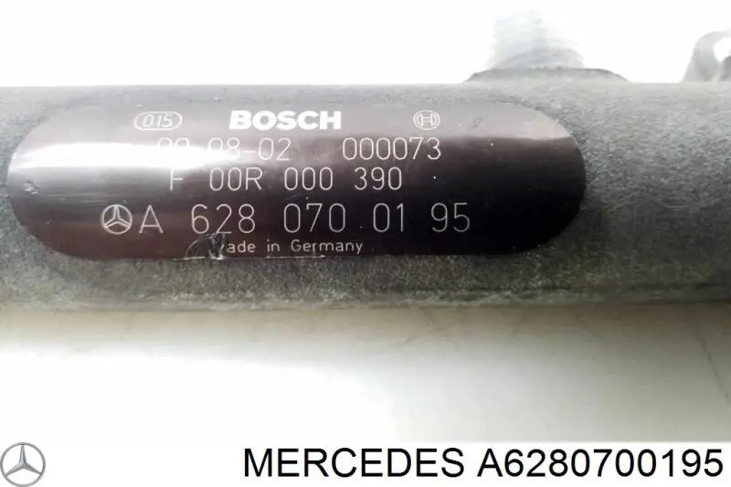 Rampa de combustible izquierda Mercedes A6280700195 precio, desde 76,96 EUR