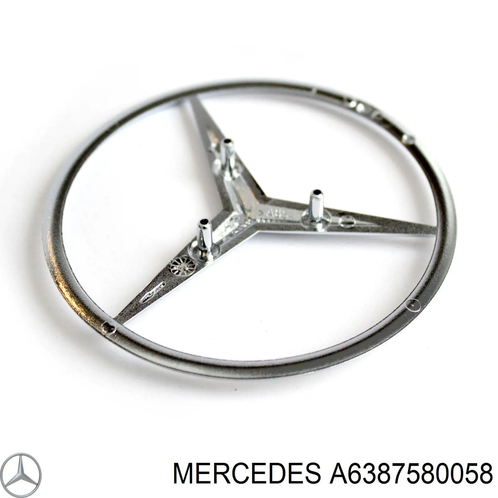Logotipo de tapa de maletero para Mercedes V (638)