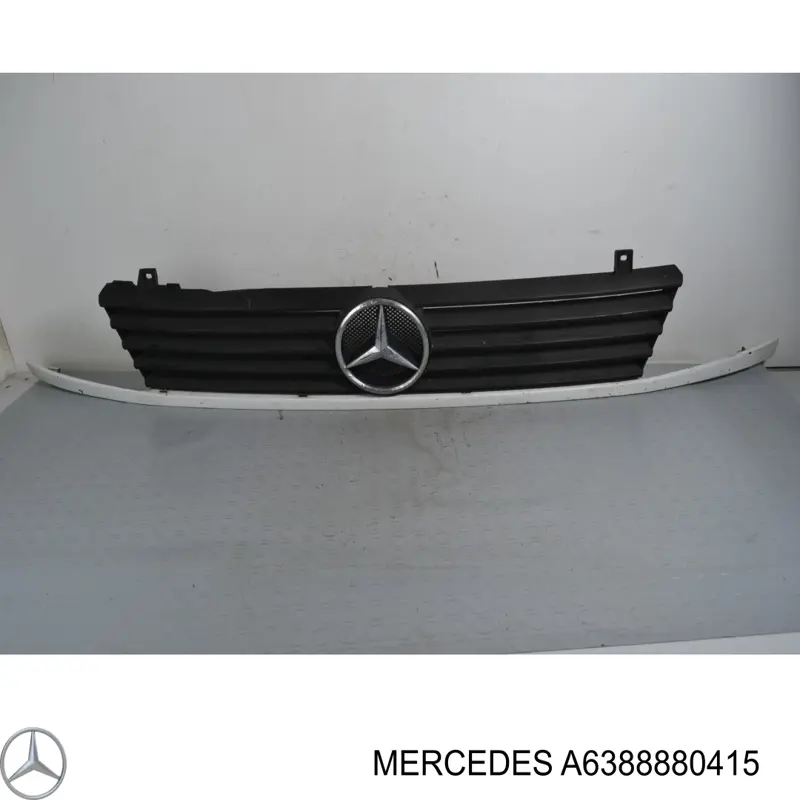 Rejilla delantera Mercedes A6388880415 precio, desde 39,70 EUR
