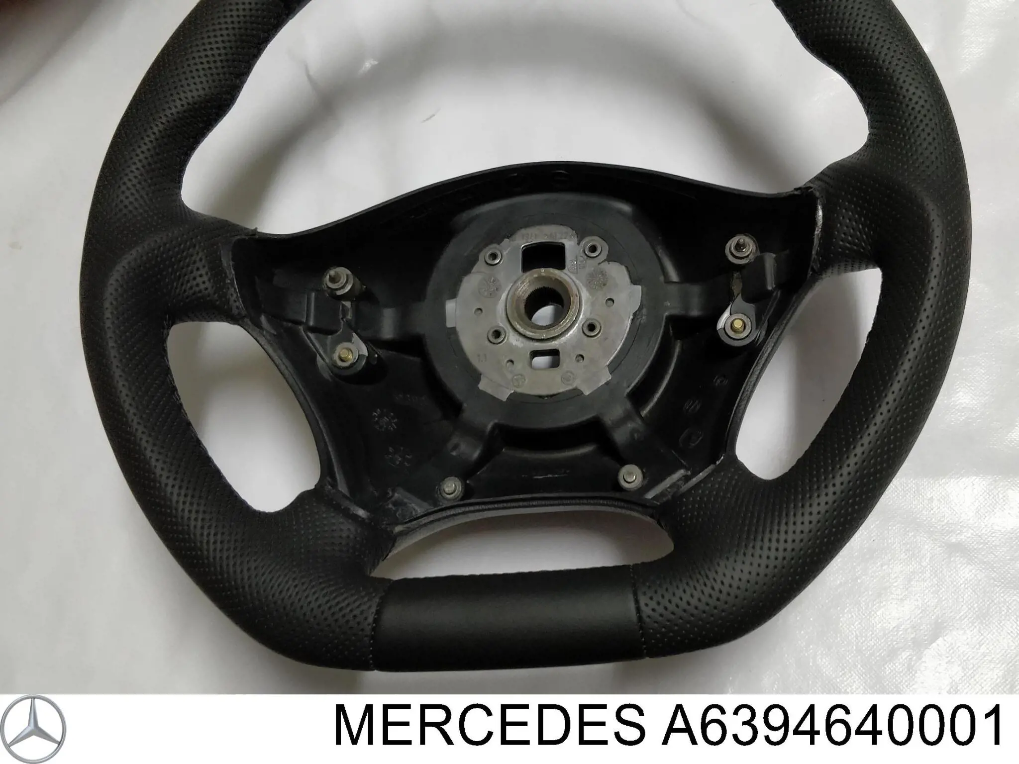 A6394640001 Mercedes Volante