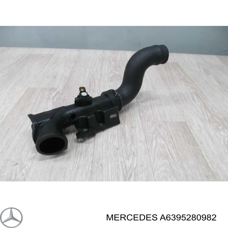 A6395280982 Mercedes tubo flexible de aire de sobrealimentación izquierdo