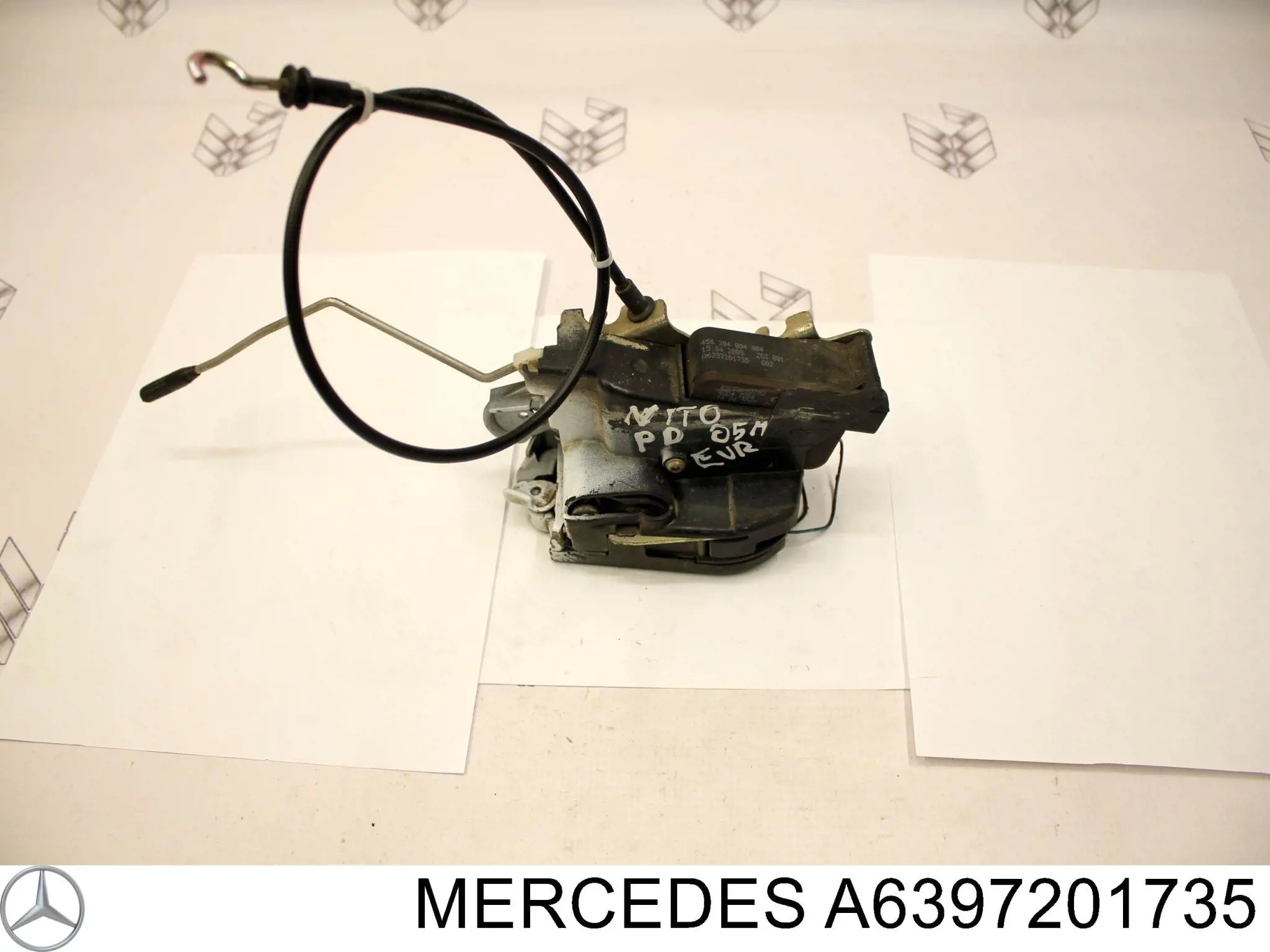 A6397201735 Mercedes cerradura de puerta delantera derecha