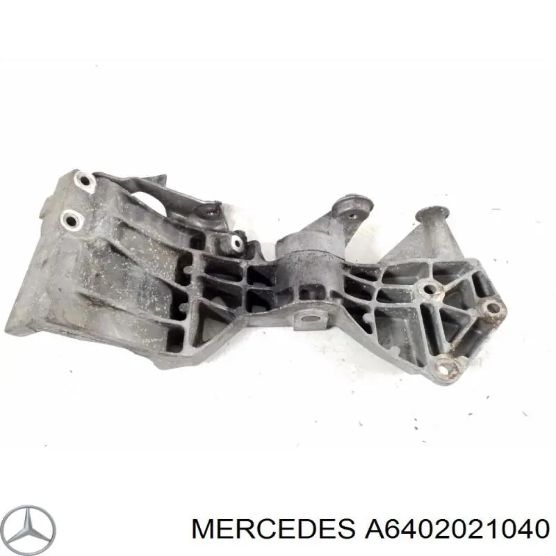 A6402021040 Mercedes soporte alternador