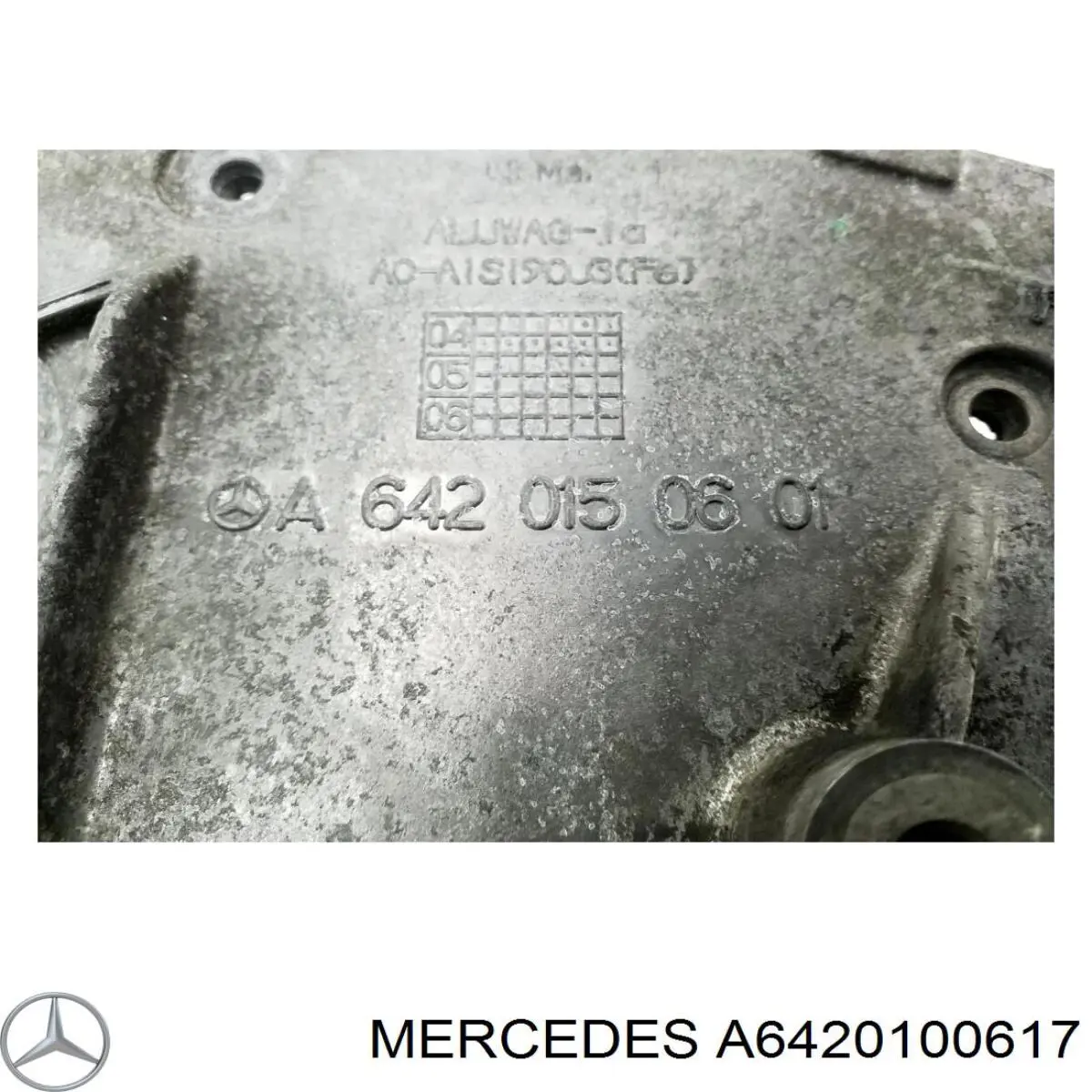 Tapa delantera del motor Mercedes A6420100717 precio, desde 36,30 EUR