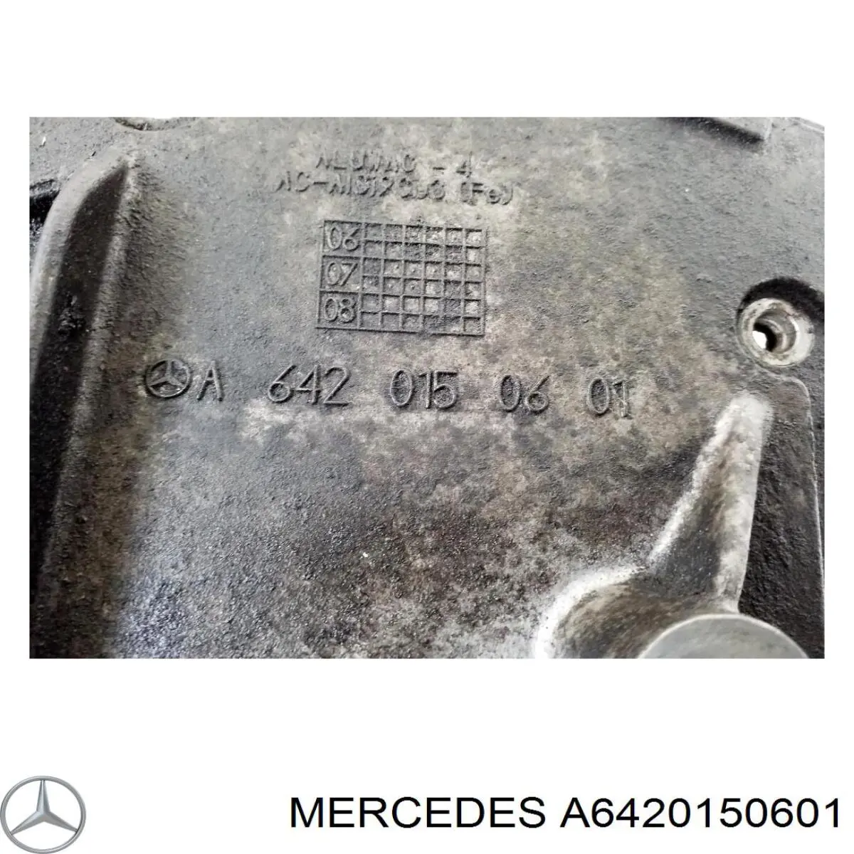 Tapa delantera del motor Mercedes A6420150601 precio, desde 36,30 EUR