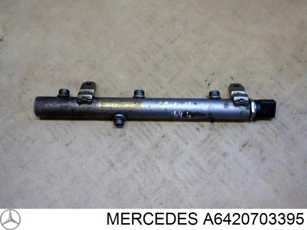 Comprar A6420703395 Mercedes Rampa de combustible izquierda