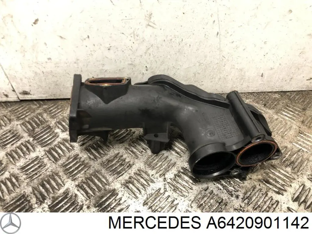 Medidor de flujo de aire Mercedes A6420901142 precio, desde 371,45 EUR