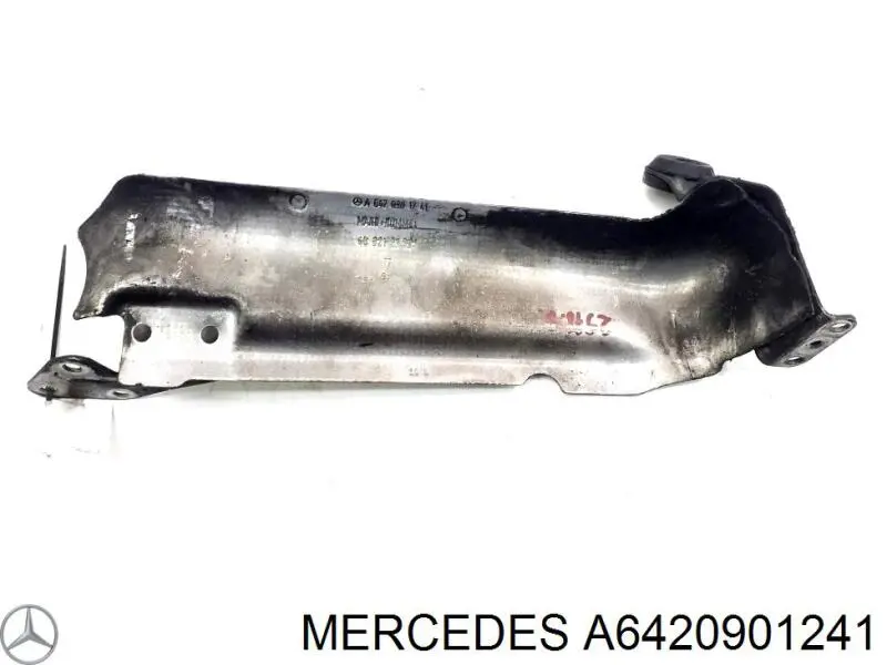 Soporte del filtro de aire Mercedes A6420900641 precio, desde 60,98 EUR