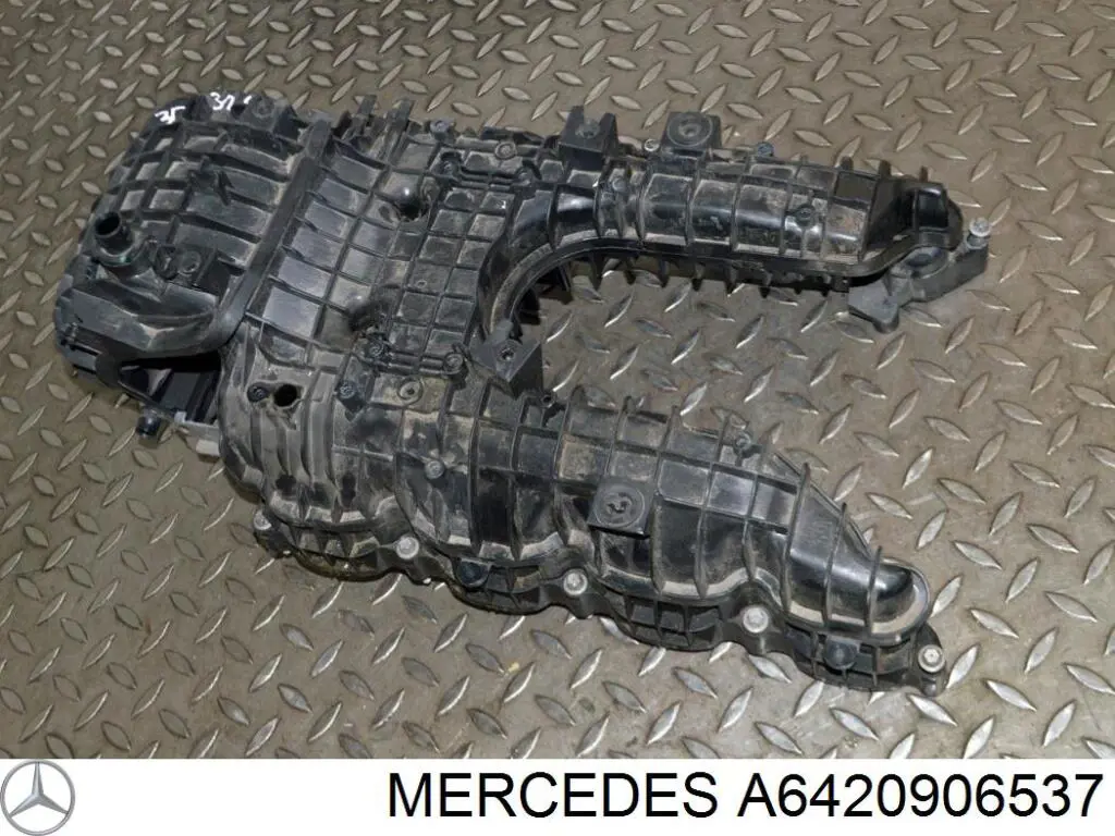 Colector de admisión izquierdo Mercedes A6420906537 precio, desde 300,56 EUR