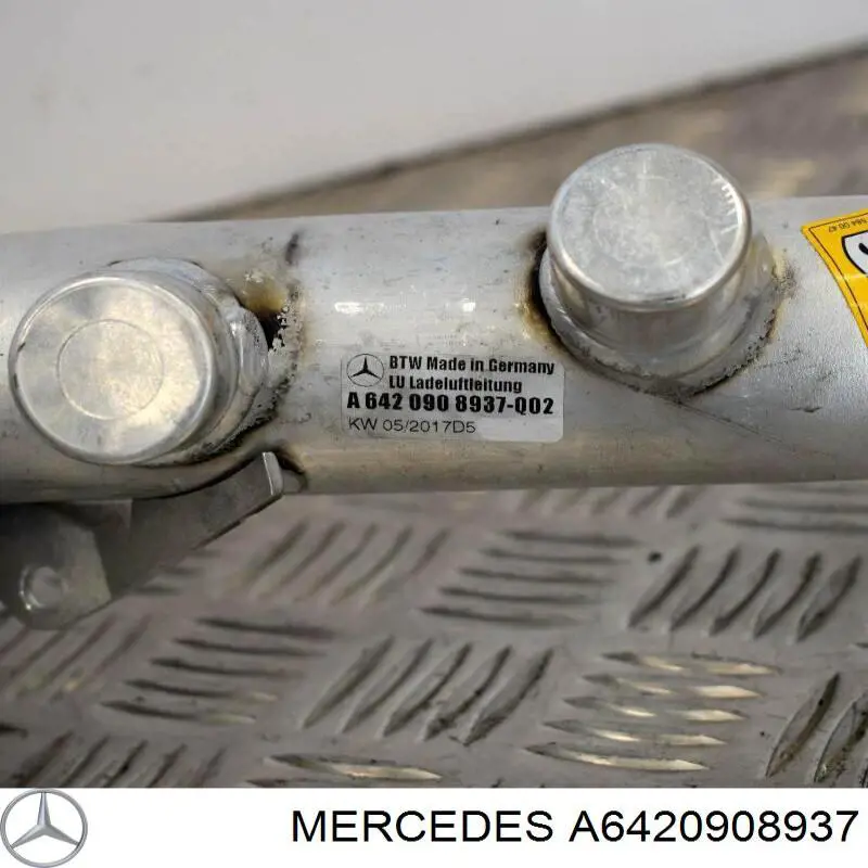 Mercedes A6420908937