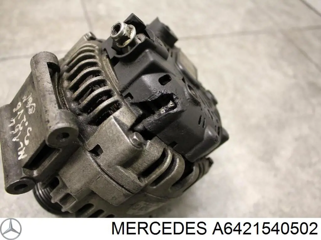 Alternador A6421540502 Mercedes