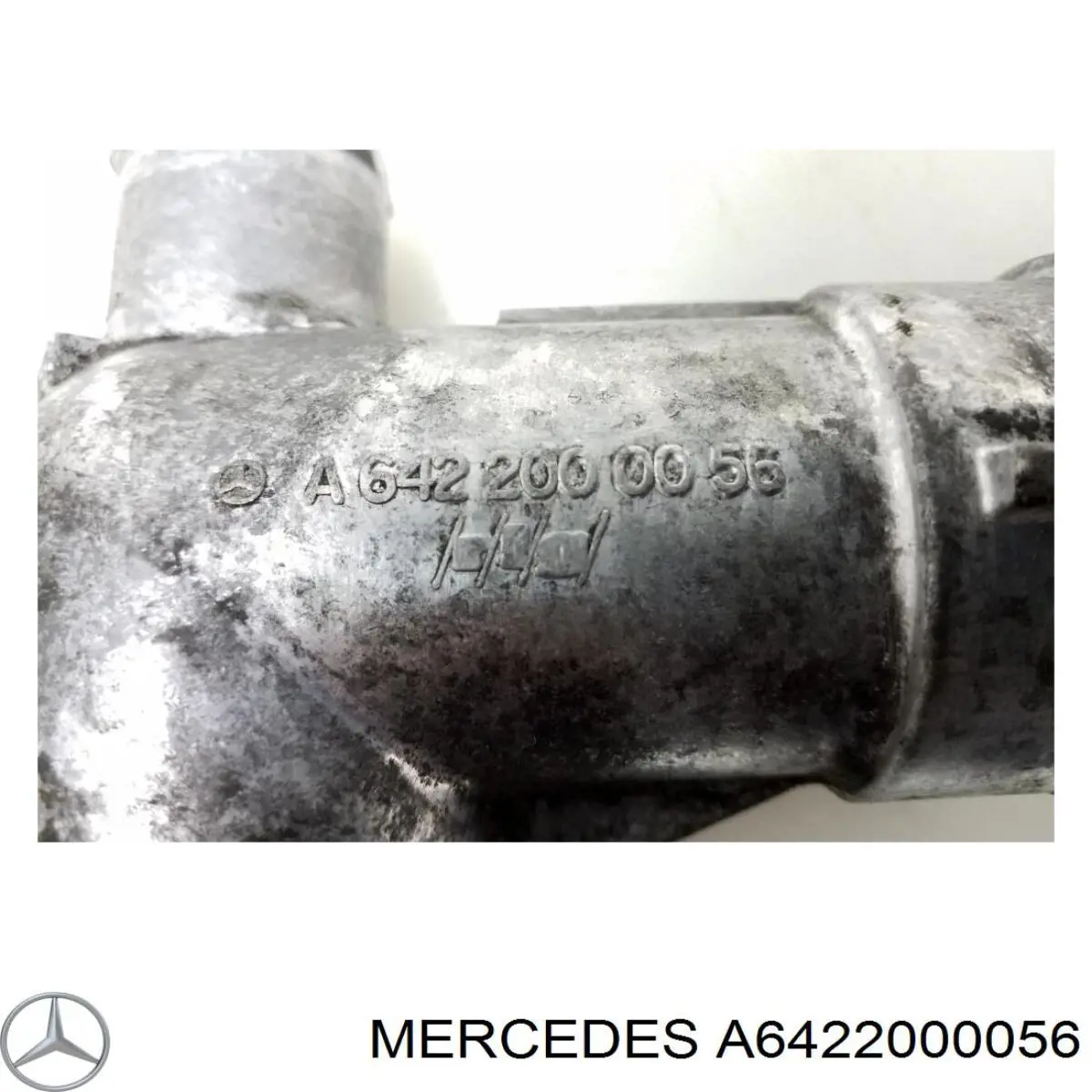 Brida del sistema de refrigeración (triple unión) A6422000056 Mercedes