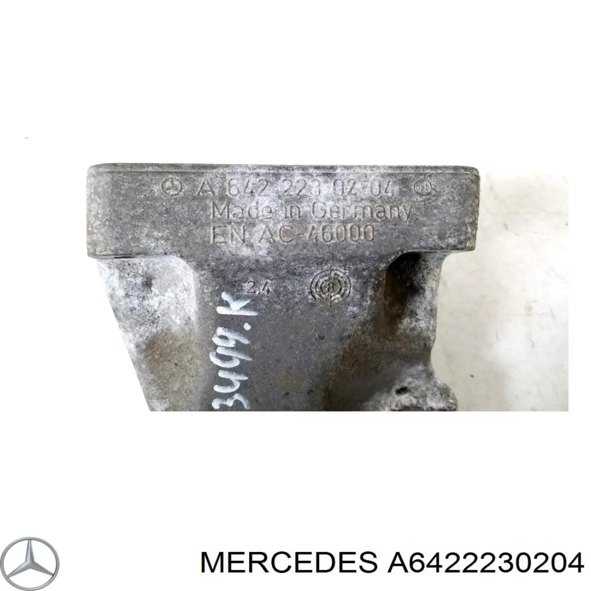 A6422230204 Mercedes Soporte del soporte izquierdo del motor