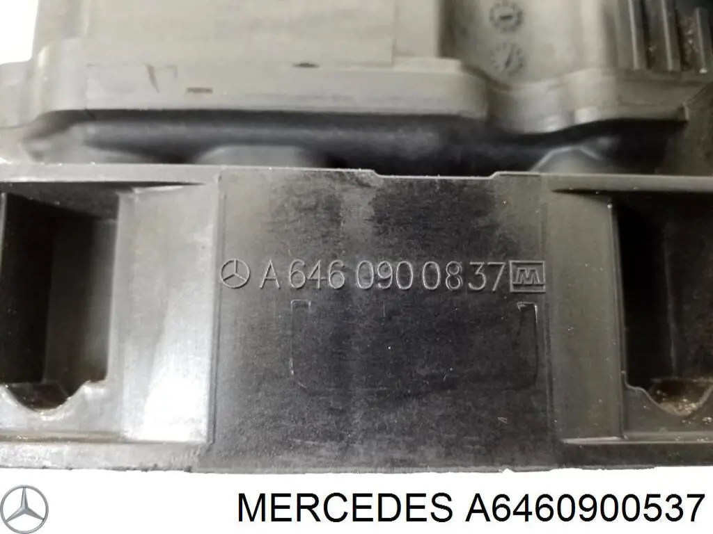 Múltiple de admisión Mercedes A6460900537