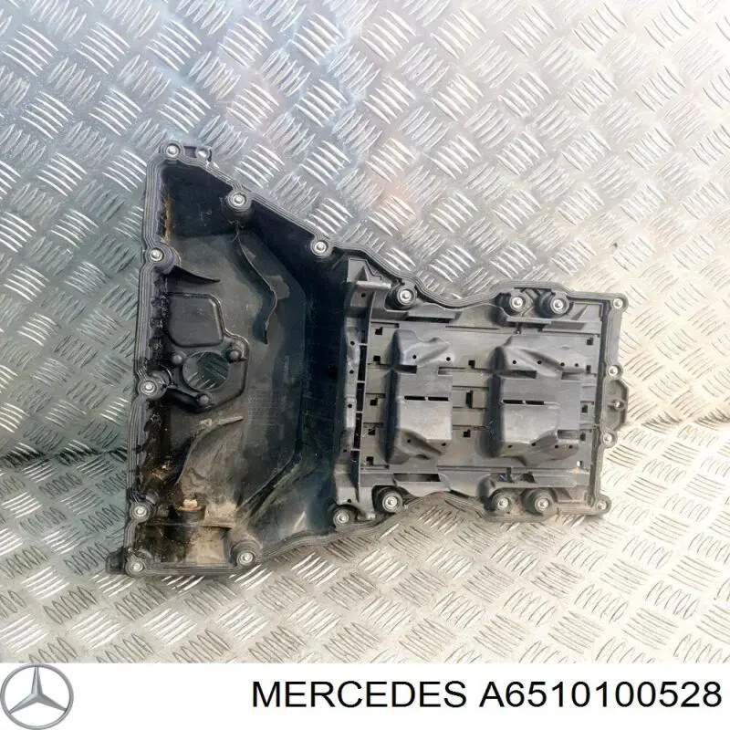 Cárter de aceite del motor Mercedes A6510100528 precio, desde 129,23 EUR