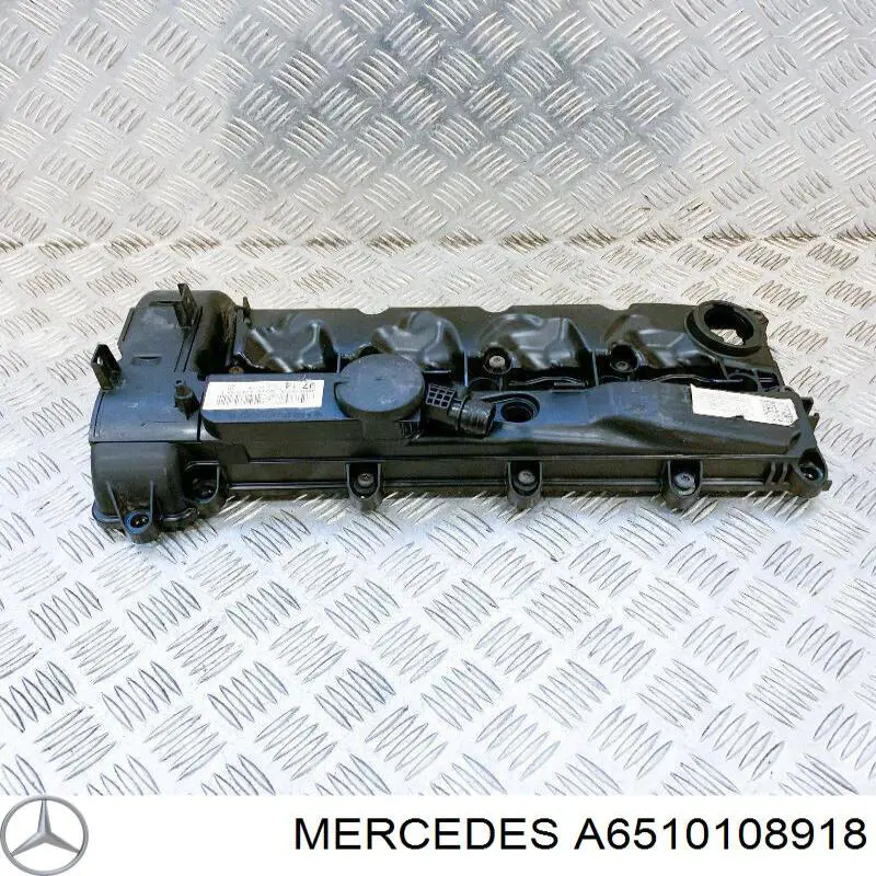 Tapa de culata MERCEDES A6510108918