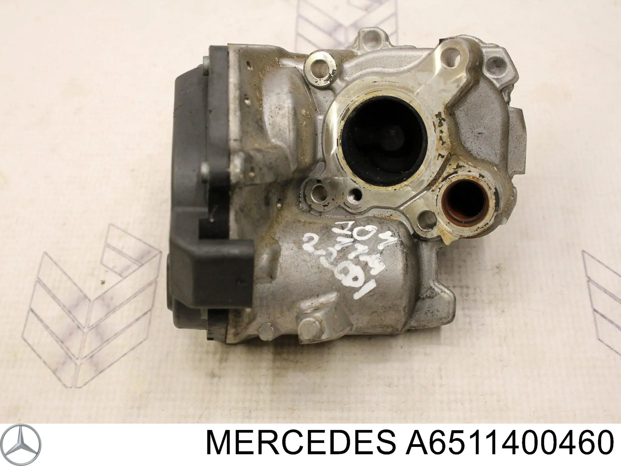  Mercedes A6511400460