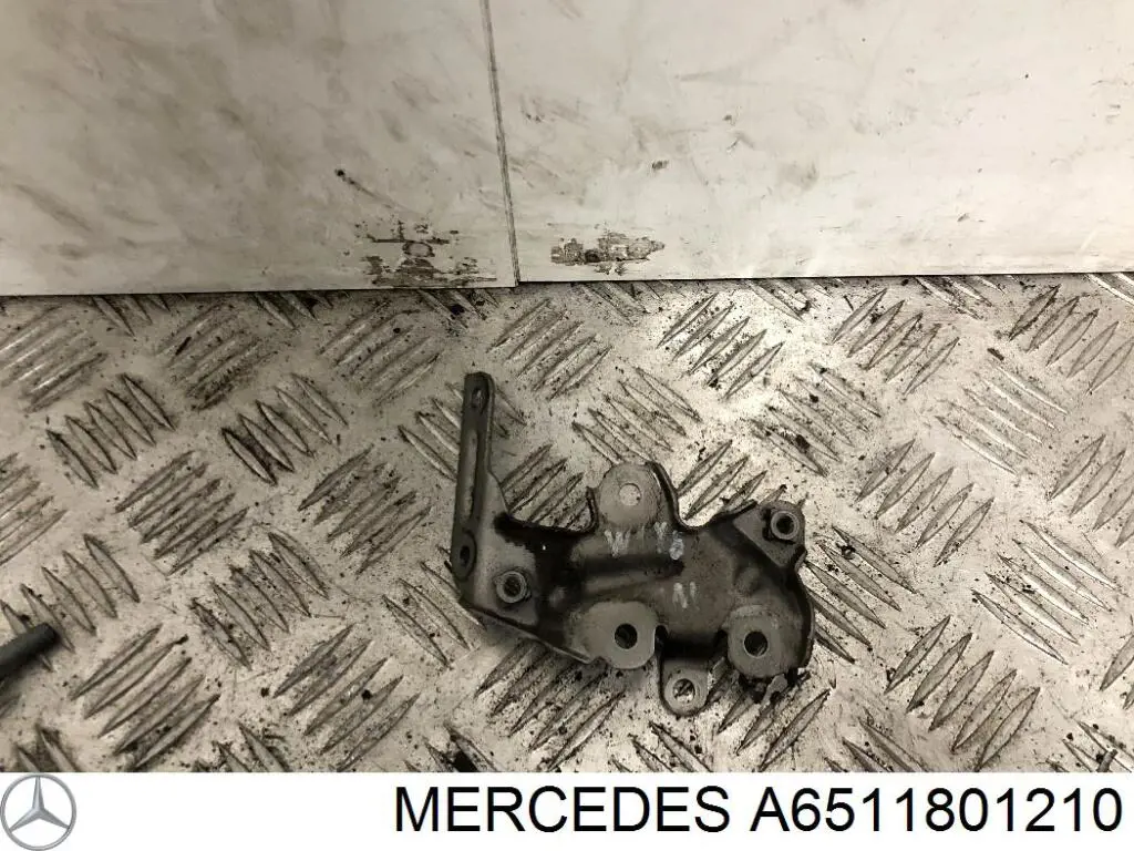 Comprar A6511801210 Mercedes Portafiltro de aceite