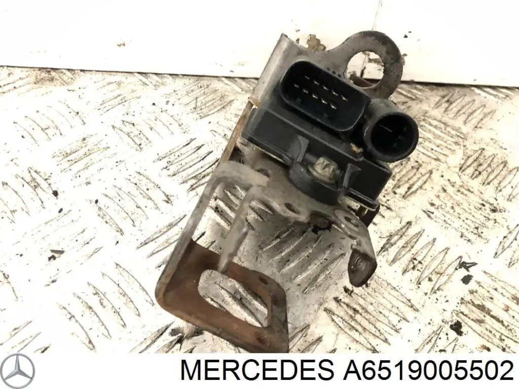 Relé de los calentadores A6519005502 Mercedes