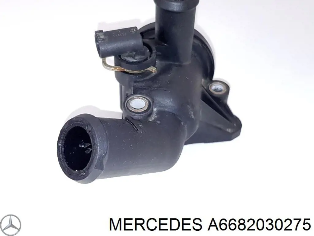 A6682030275 Mercedes caja del termostato