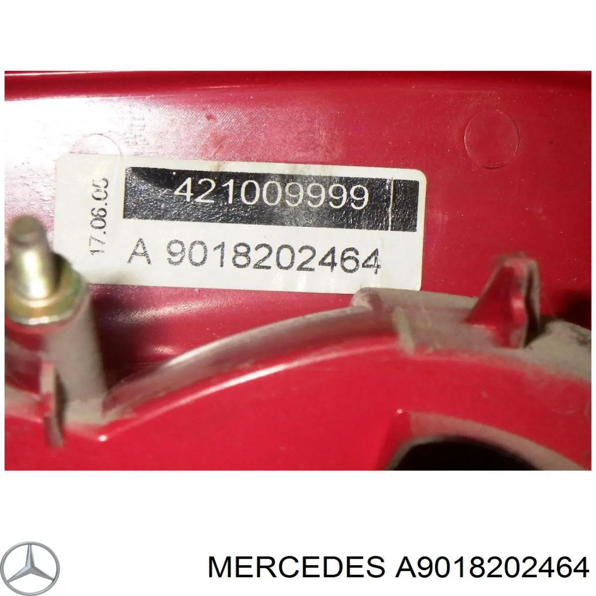 A9018202464 Mercedes piloto posterior derecho