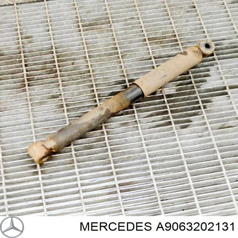 Amortiguador trasero Mercedes A9063202131 precio, desde 81,31 EUR