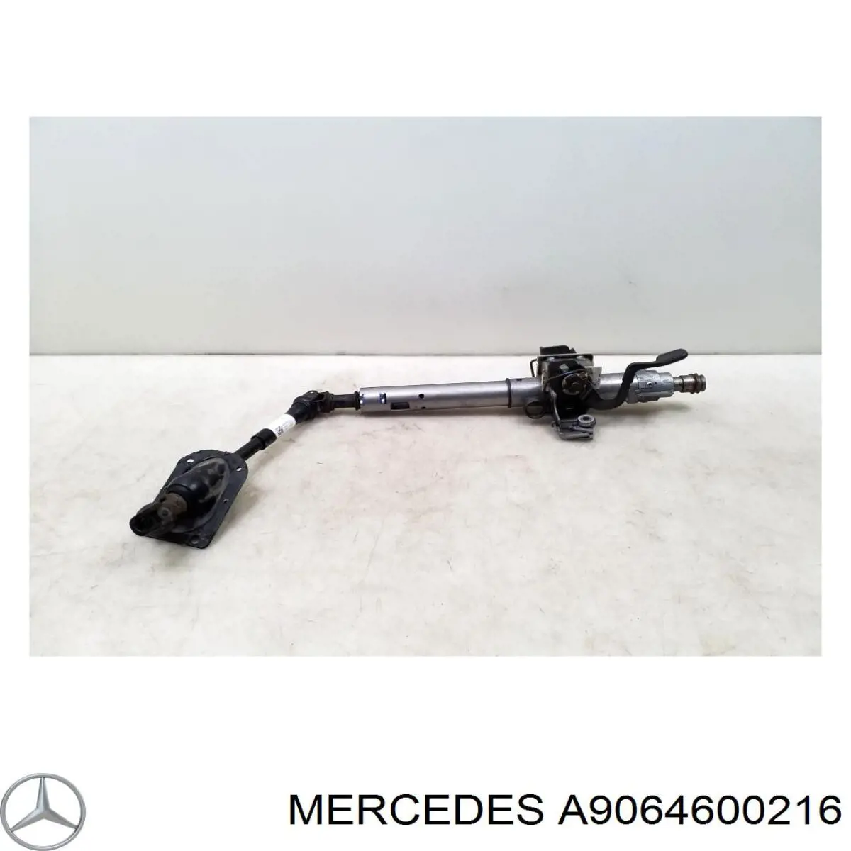 Eje superior de la columna de dirección Mercedes A9064600216 precio, desde 300,56 EUR