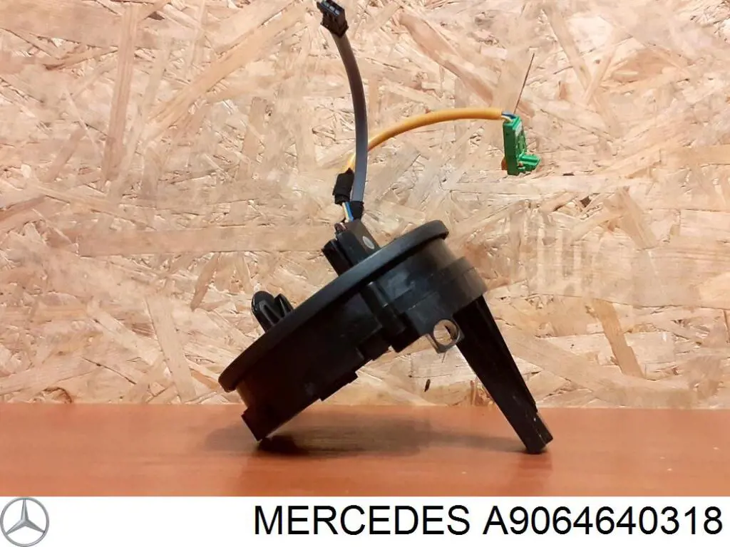 Anillo de contacto del volante Mercedes A9064640318 precio, desde 177,14 EUR