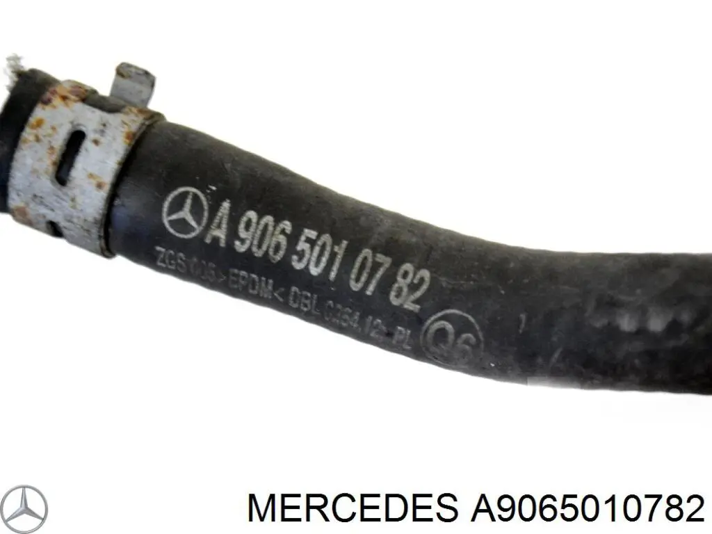 Manguera inferior del vaso de expansión Mercedes A906501078264 precio, desde 3,40 EUR