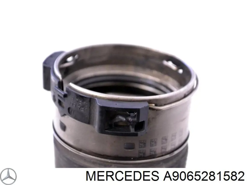 A9065281582 Mercedes tubo flexible de aire de sobrealimentación izquierdo