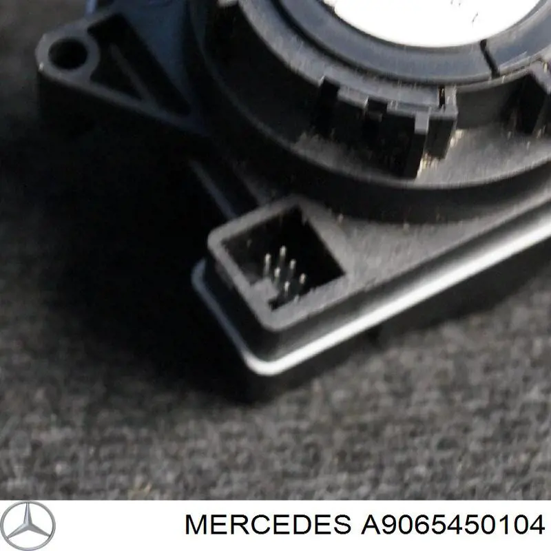 Interruptor de luces en el tablero A9065450104 Mercedes