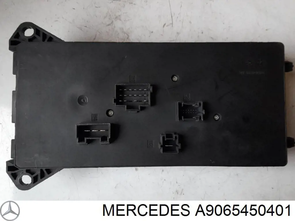 Caja fusibles Mercedes Sprinter II 3,5-t furgoneta (906) (2006 - 2020) precio, desde 76,96 EUR