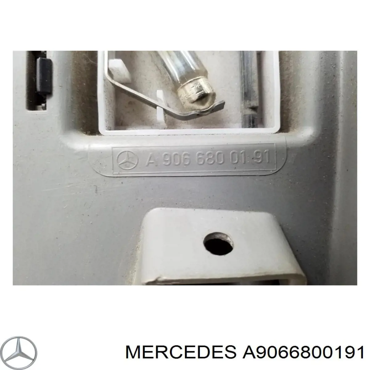 A9066800191 Mercedes guantera