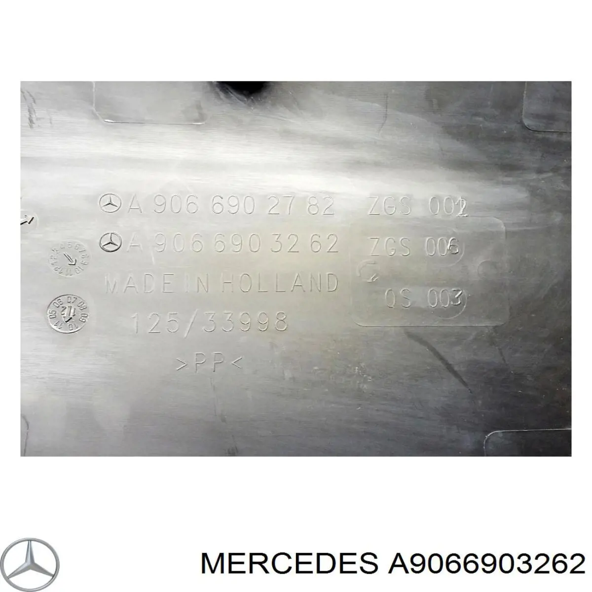 Moldura de guardabarros trasero izquierdo Mercedes A9066903262 precio, desde 36,30 EUR