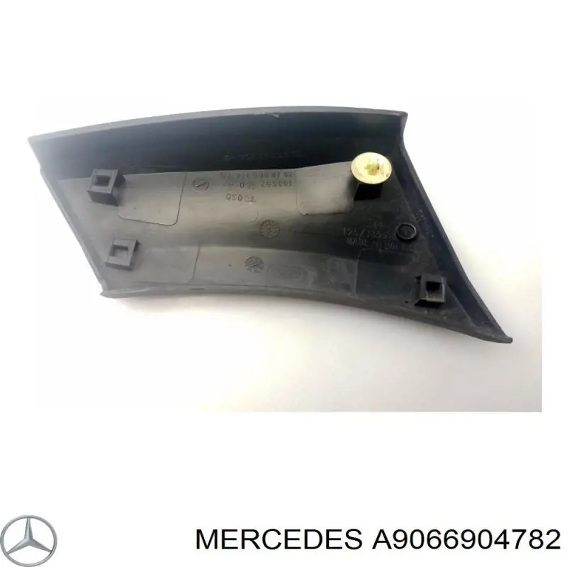 Moldura del guardabarros delantero izquierdo A9066904782 Mercedes