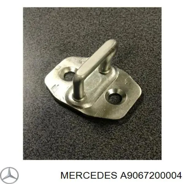 Pieza de cierre de puerta delantera Mercedes A9067200004 precio, desde 11,20 EUR