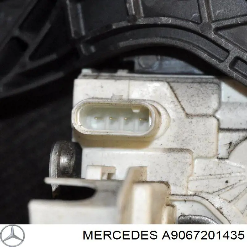 Comprar A9067201435 Mercedes Cerradura de puerta lateral