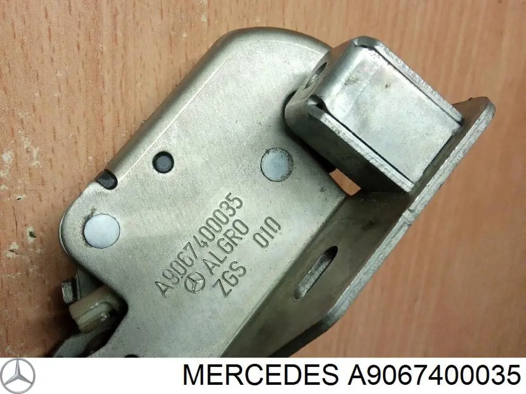 A9067400035 Mercedes cerradura de puerta de batientes, trasera izquierda