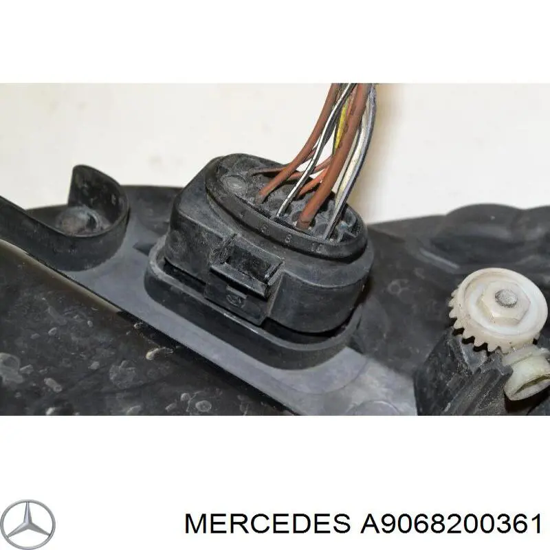 9068200361 Mercedes faro izquierdo