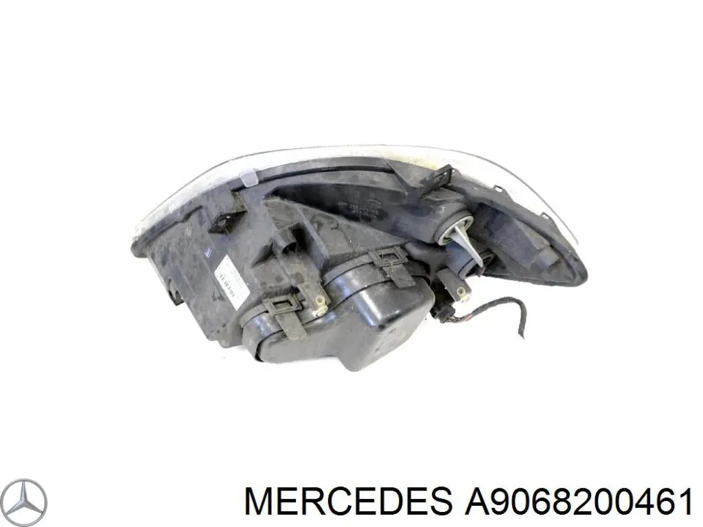 Faro derecho A9068200461 Mercedes