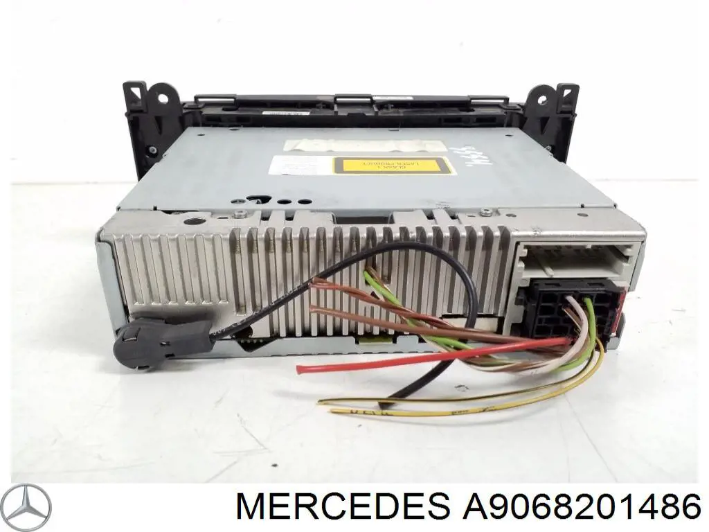 A9068201486 Mercedes Radio AM/FM