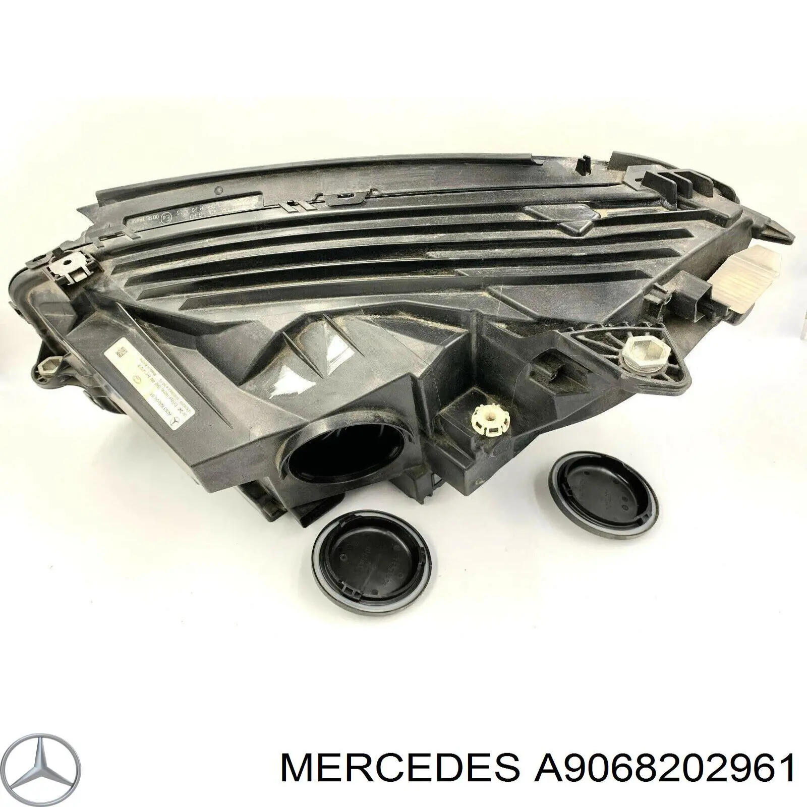 A9068202961 Mercedes faro derecho