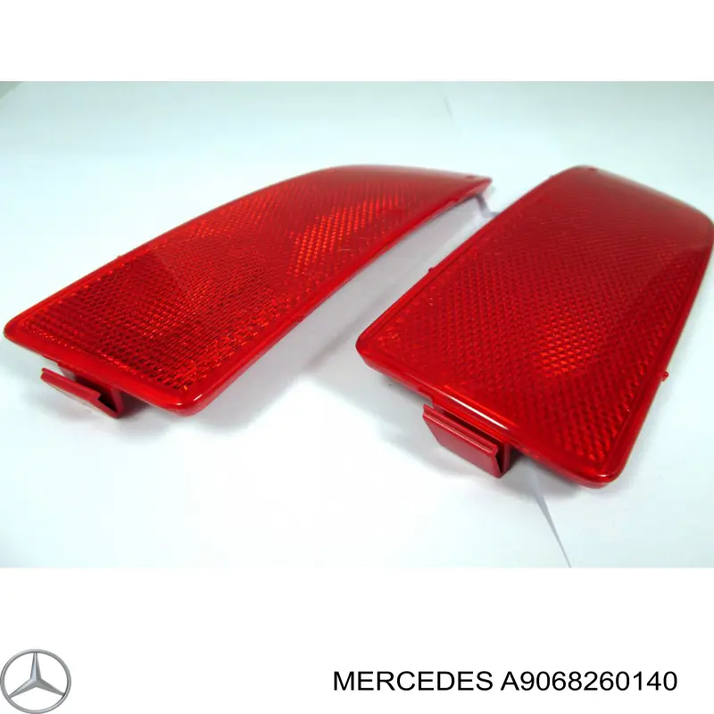 A9068260140 Mercedes reflector, parachoques trasero, derecho