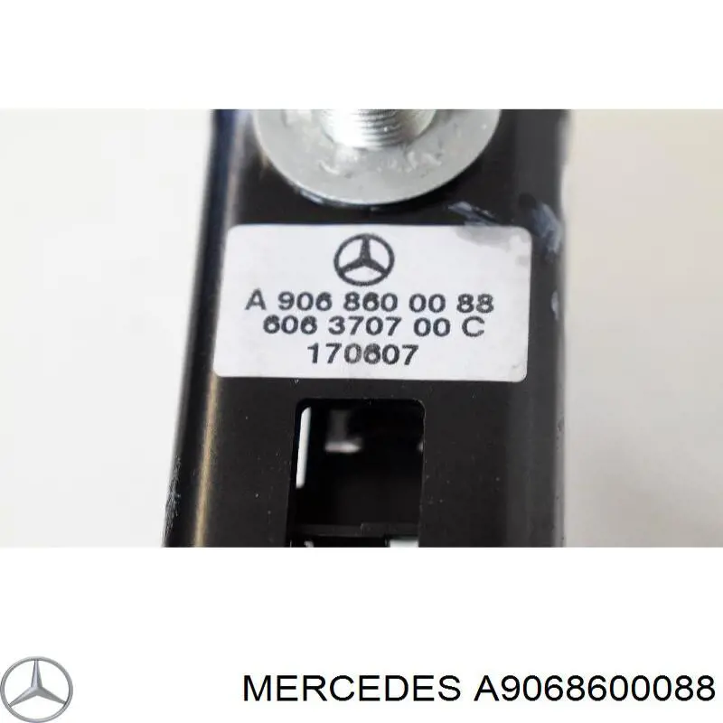 A9068600088 Mercedes