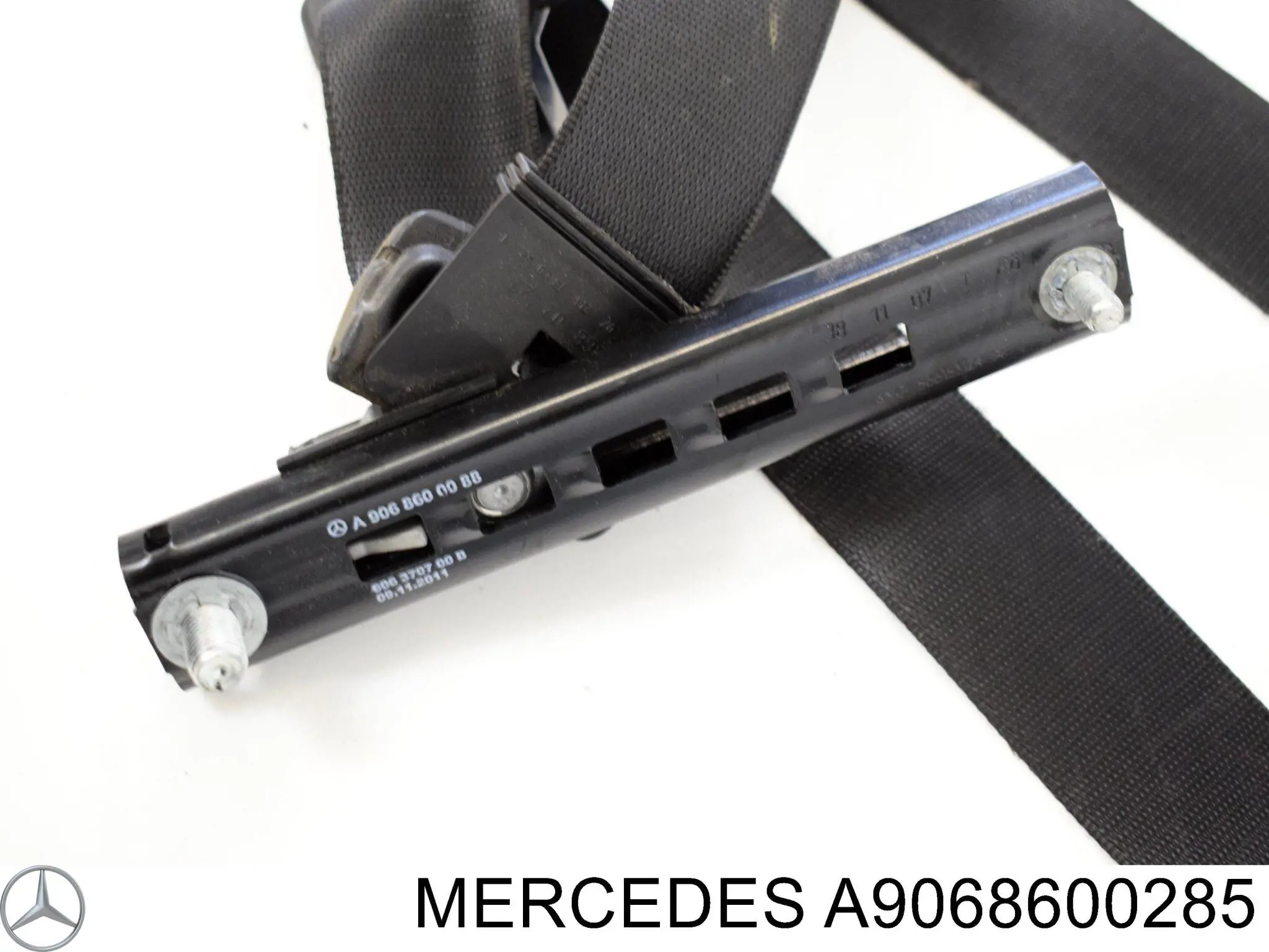 Comprar A9068600285 Mercedes Cinturón de seguridad delantero derecho