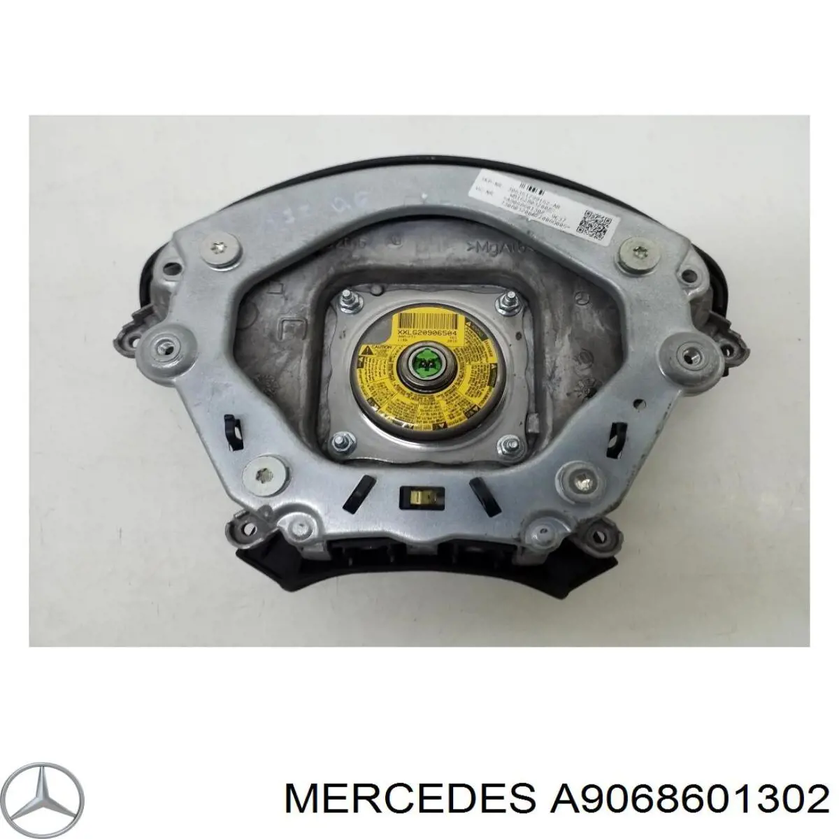 9068601302 Mercedes