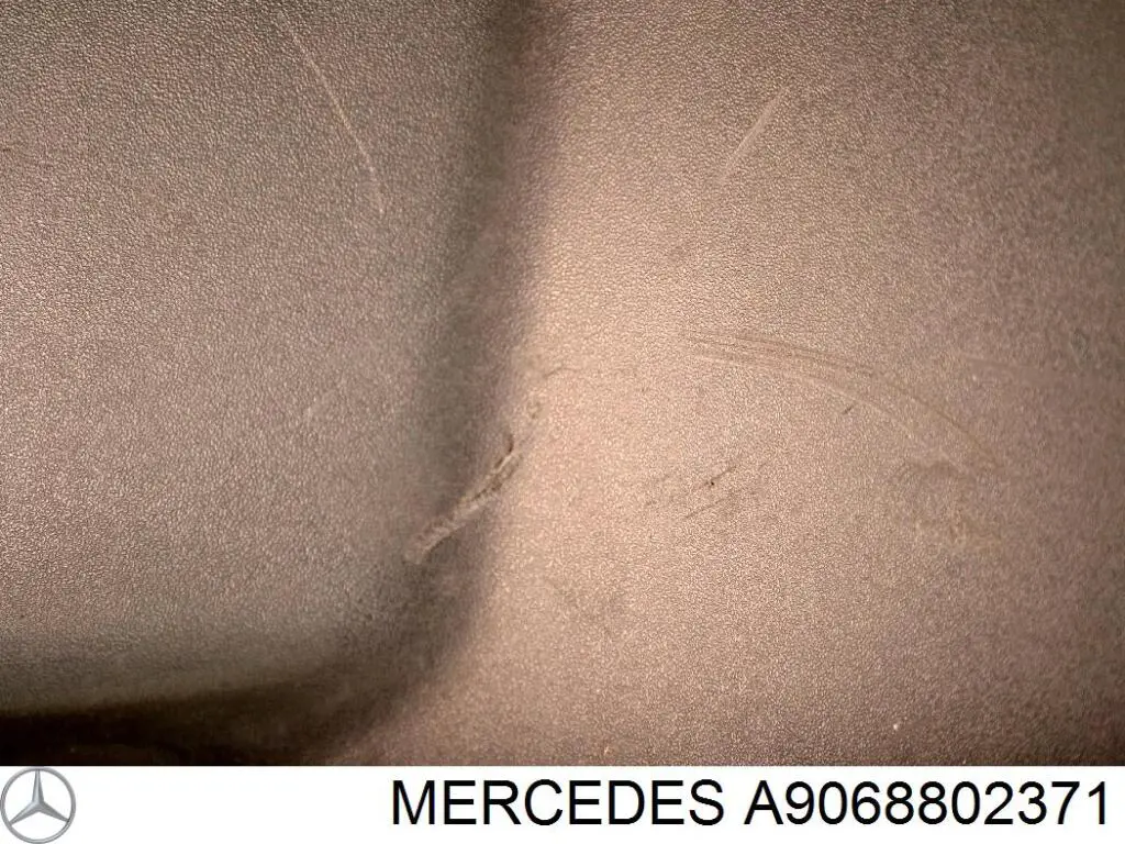 Parachoques posterior, parte derecha Mercedes A9068802371